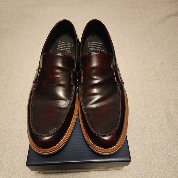 HELM Burgundy Loafers - Picture 6 of 6
